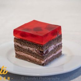 Gyümölcs kocka